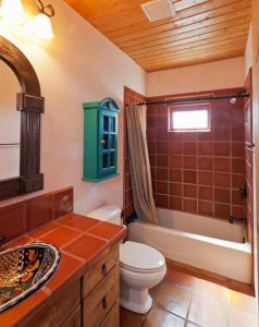 Taos lodging guest bathroom